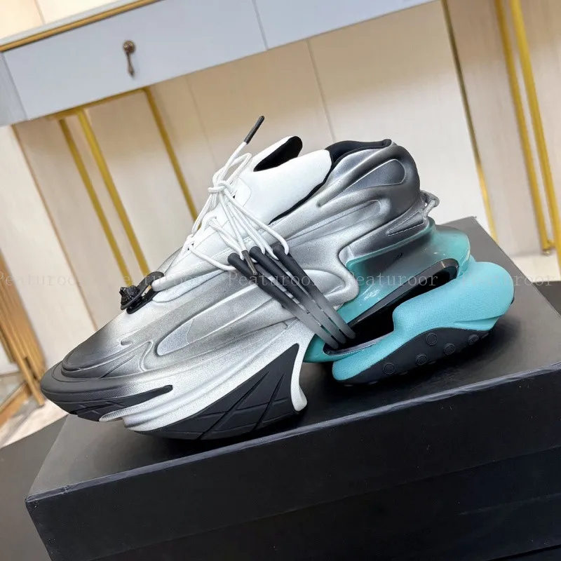 2025 Fashion Men Sneakers Plus - Running Gear Ladies ulasan dan harga